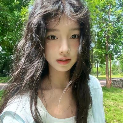 在江边